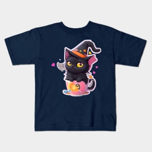 A Cute Black Cat With a Witch Hat Kids T-Shirt